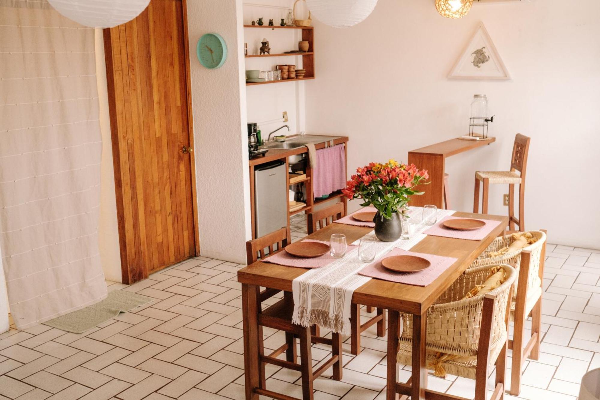 Sunny Home In Oaxaca City Center Екстер'єр фото