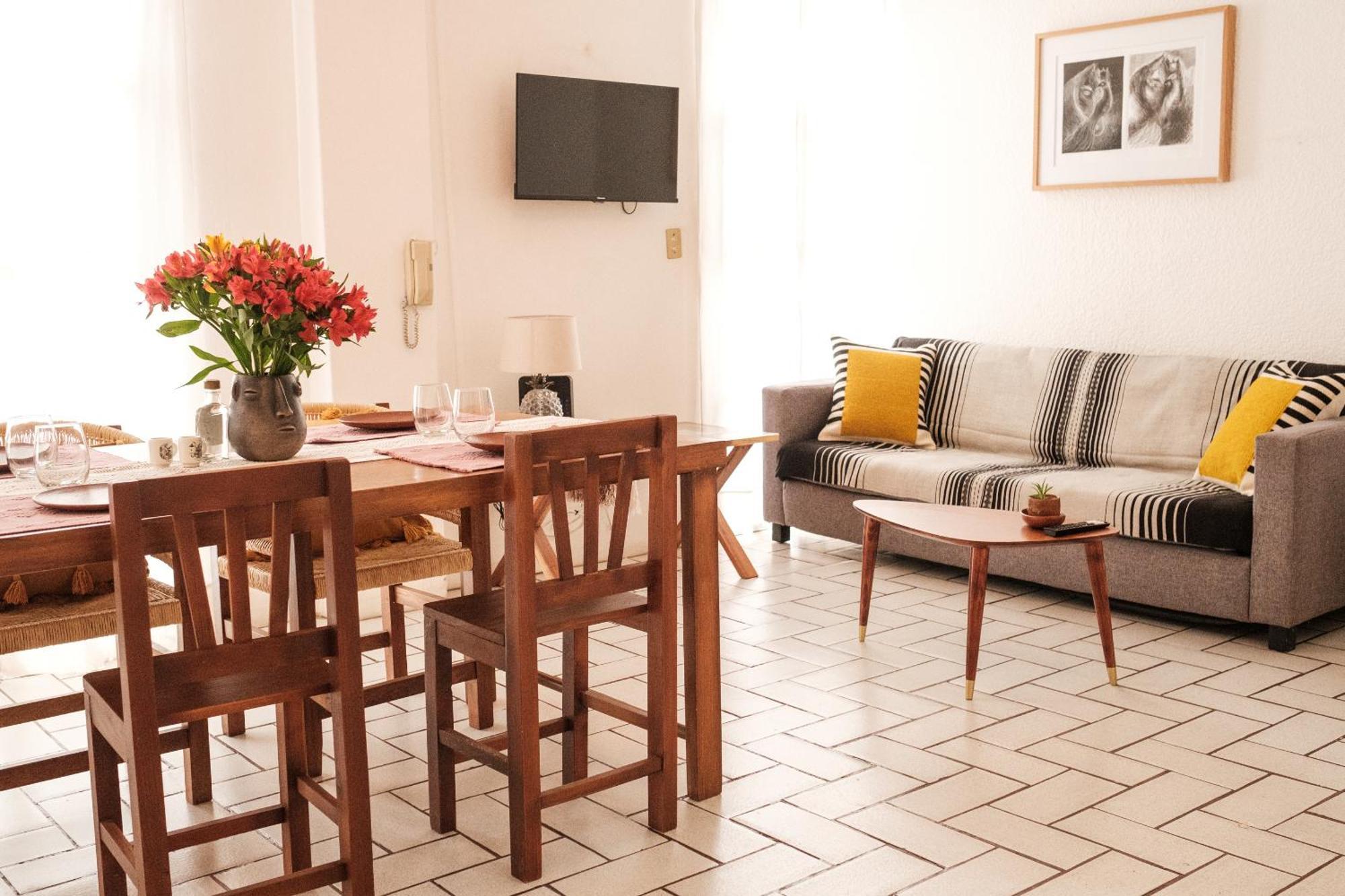 Sunny Home In Oaxaca City Center Екстер'єр фото